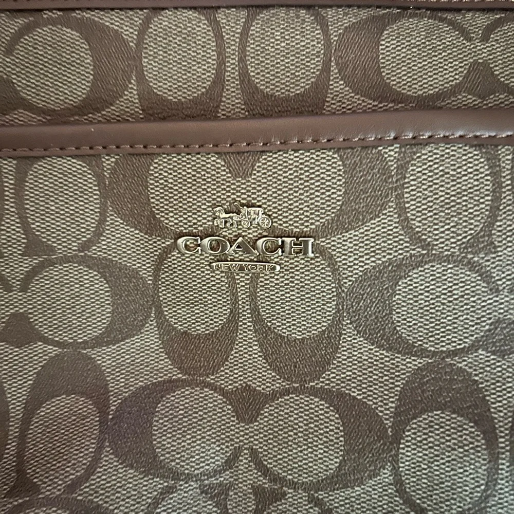 Coach Tan and Brown Signature Crossbody Bag - Picture 2 of 7